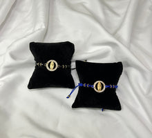Cargar imagen en el visor de la galería, Adjustable Virgin Mary Bracelets
